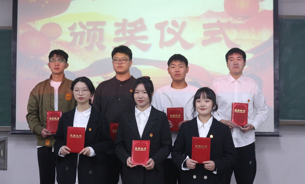 oRun_1670147344308010007.jpg 6.jpg